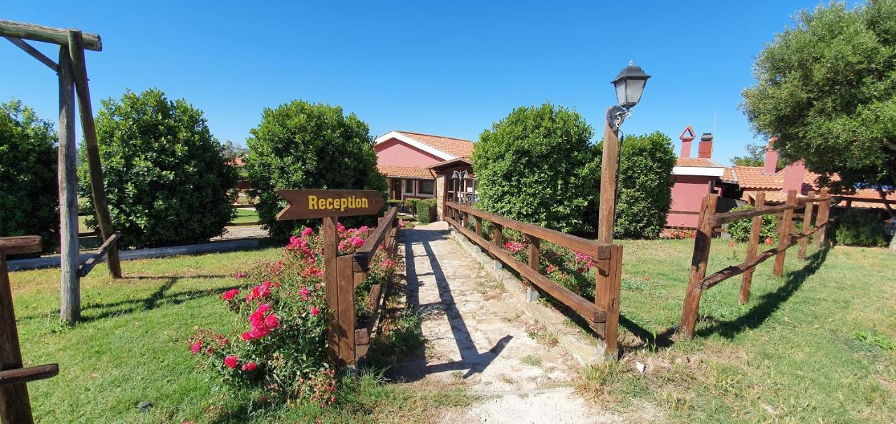 Hotel Tenuta Dell'Argento Resort شيفيتافيكْيا المظهر الخارجي الصورة